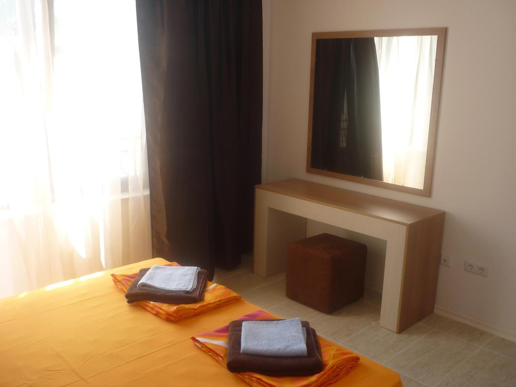 Ganozliev'S Apartments In Kavatsi Area Szozopol Kültér fotó